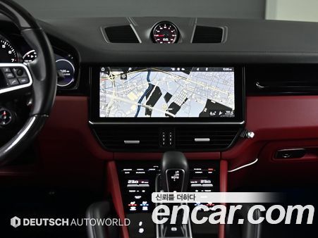 Porsche Cayenne 2020, фото 14