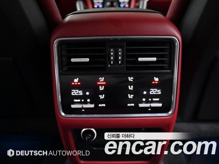 Porsche Cayenne 2020, фото 16
