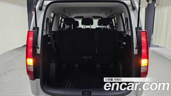 Hyundai Staria 2025, фото 25