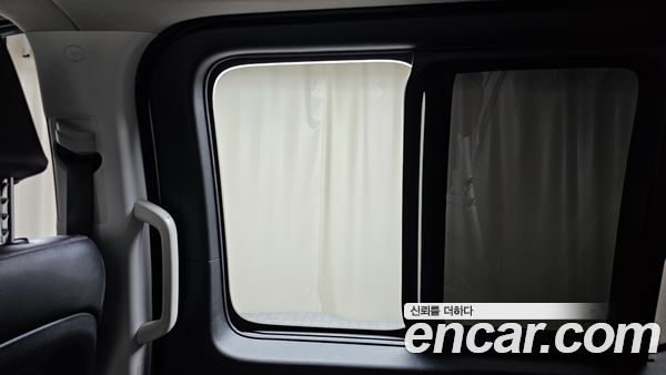 Hyundai Staria 2025, фото 29