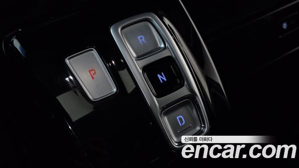 Hyundai Staria 2025, фото 9