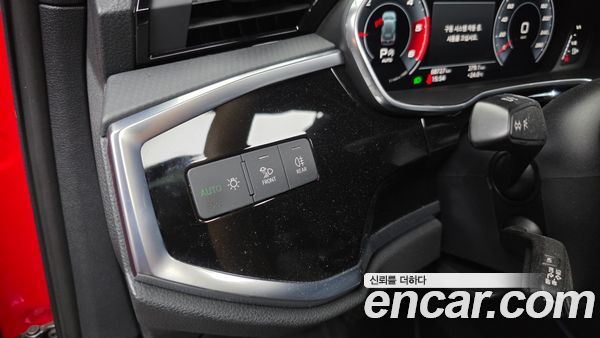 Audi Q3 2020, фото 20