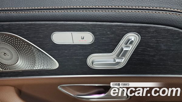 Mercedes-Benz GLE 2024, фото 30