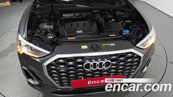 Audi Q3 2023, фото 6