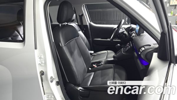 Hyundai Casper 2023, фото 16