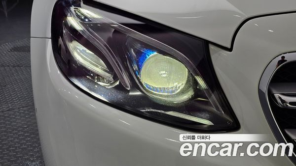 Mercedes-Benz E-Class 2020, фото 8