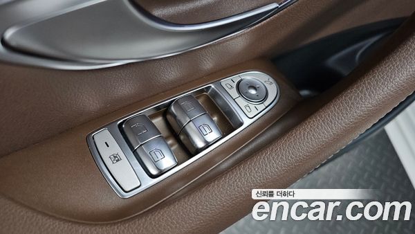 Mercedes-Benz E-Class 2020, фото 29