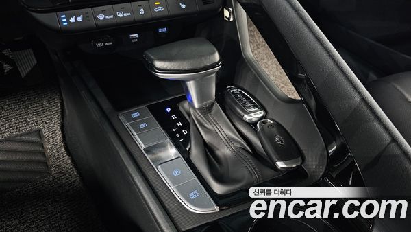 Hyundai Elantra 2021, фото 12