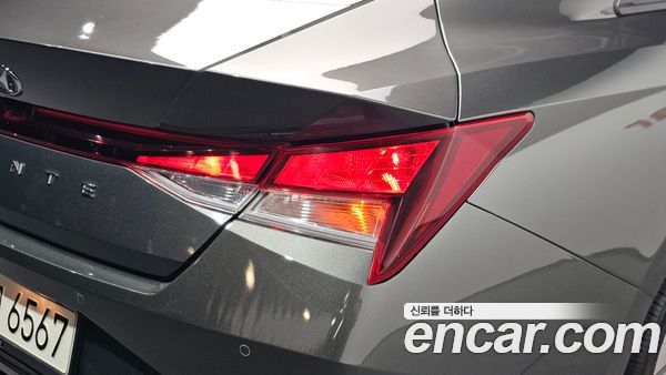 Hyundai Elantra 2021, фото 9