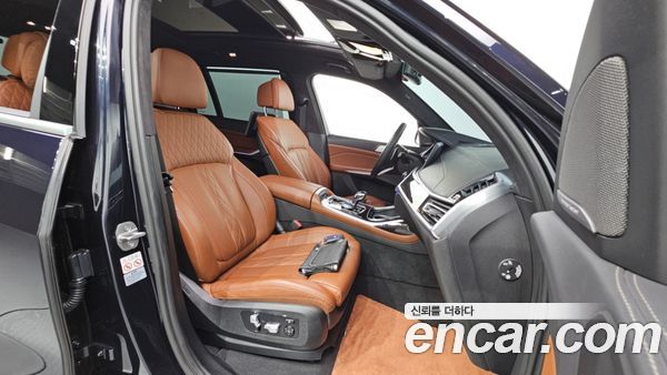BMW X7 2022, фото 16