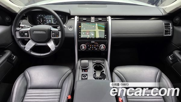 Land Rover Discovery 2022, фото 7