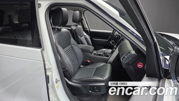 Land Rover Discovery 2022, фото 12