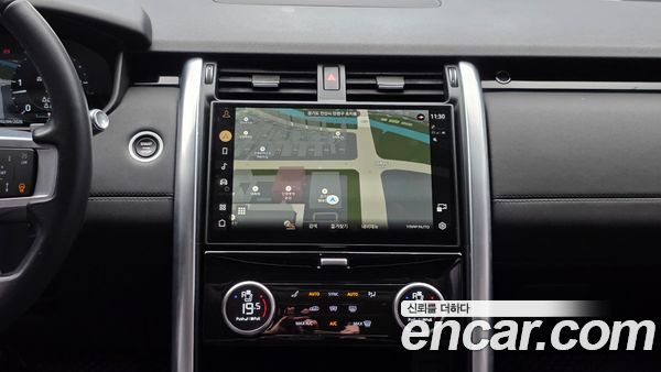 Land Rover Discovery 2022, фото 16