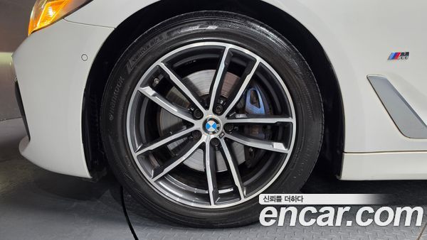 BMW 5 Series 2022, фото 4
