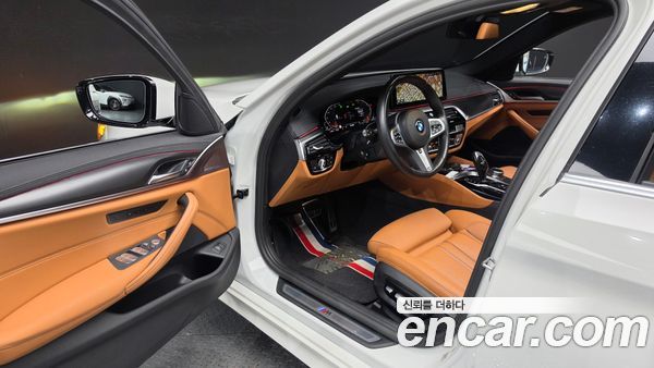 BMW 5 Series 2022, фото 12