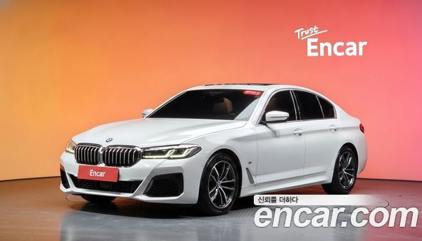BMW 5 Series 2022, фото 31