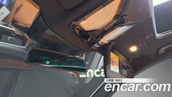 BMW 5 Series 2022, фото 29