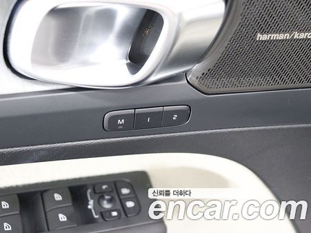 Volvo XC40 2024, фото 10