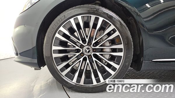 Mercedes-Benz S-Class 2021, фото 5