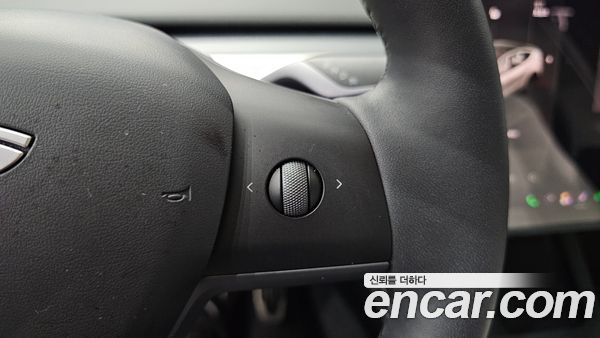 Tesla Model Y 2023, фото 31