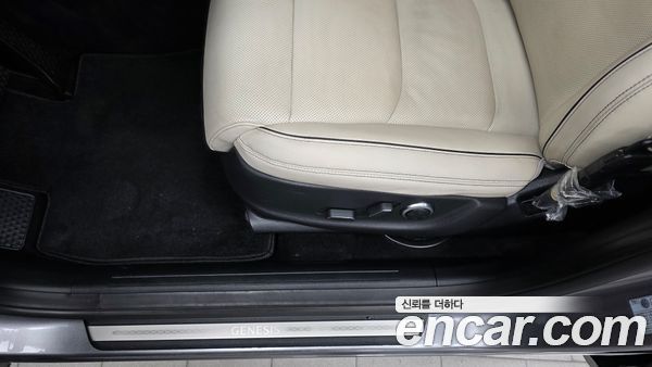 Genesis GV70 2021, фото 31