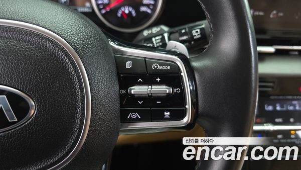 Kia Carnival 2021, фото 20