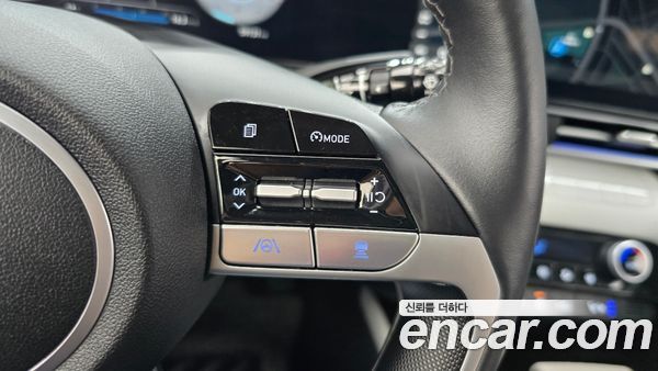 Hyundai Elantra 2023, фото 31