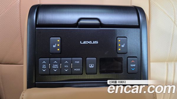 Lexus ES 2023, фото 29