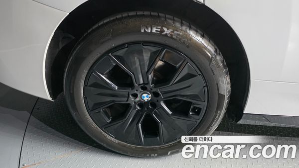 BMW iX 2026, фото 5