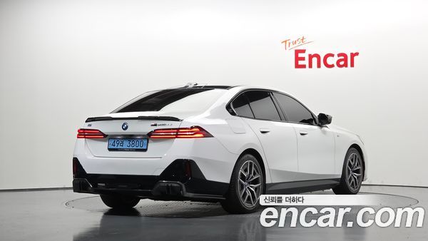 BMW i5 2024