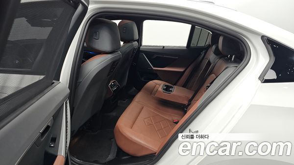 BMW i5 2024, фото 11