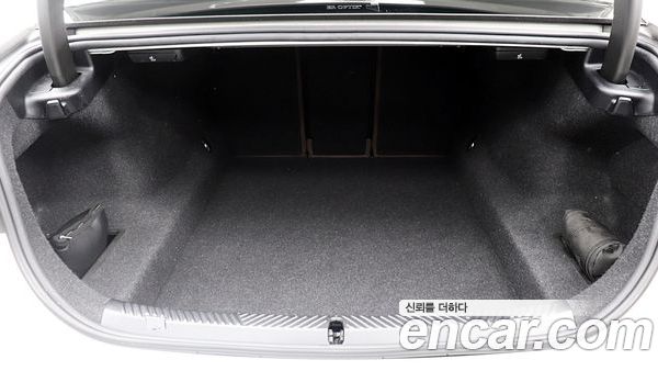 BMW 5 Series 2024, фото 17
