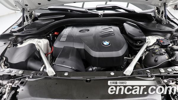 BMW 5 Series 2024, фото 20