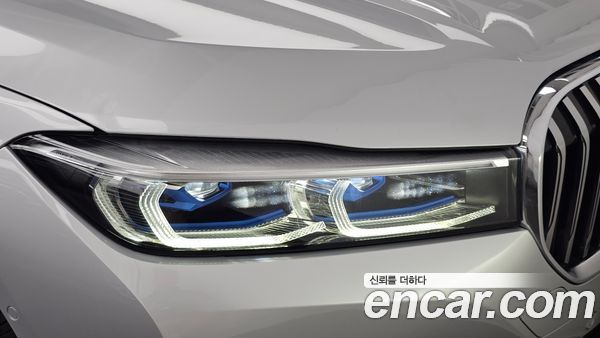 BMW 7 Series 2020, фото 8