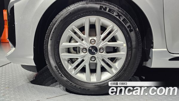 Kia Picanto 2023, фото 5