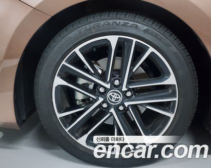 Toyota Camry 2025, фото 5