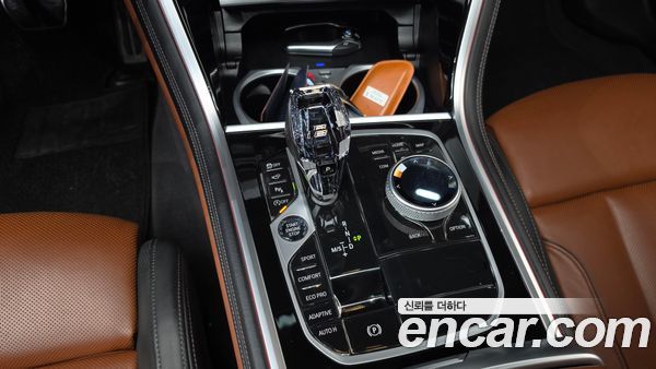 BMW 8 Series 2024, фото 12