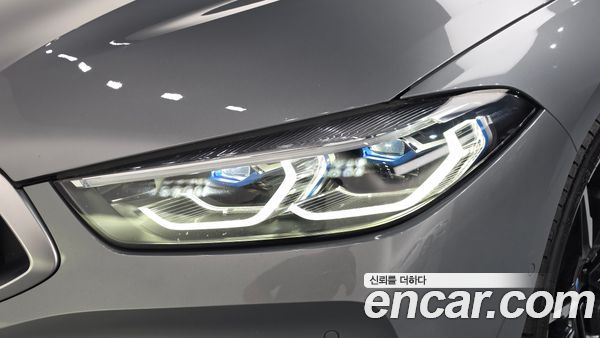 BMW 8 Series 2024, фото 8