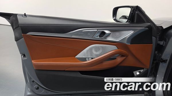 BMW 8 Series 2024, фото 14