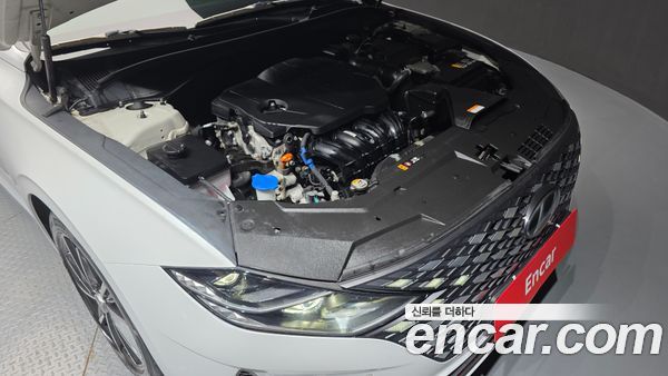 Hyundai Grandeur 2023, фото 6