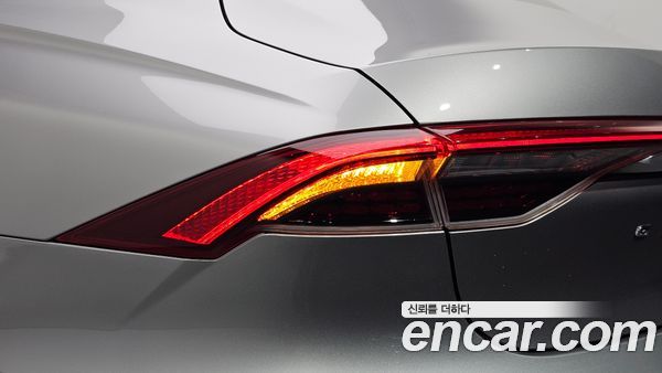 Hyundai Grandeur 2021, фото 8