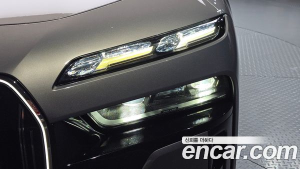 BMW 7 Series 2023, фото 8