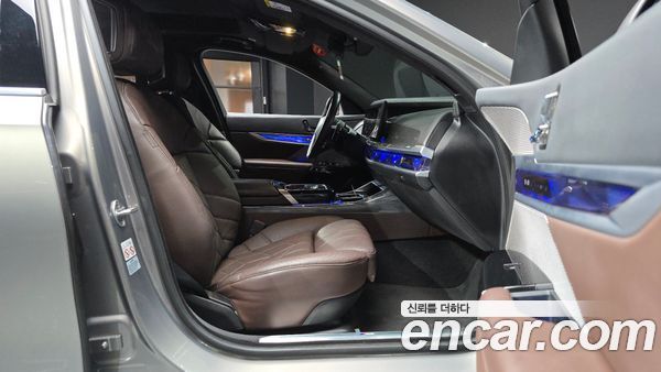 BMW 7 Series 2023, фото 16
