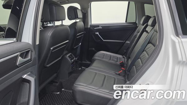 Volkswagen Tiguan 2020, фото 16