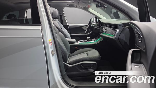 Audi Q7 2022, фото 16