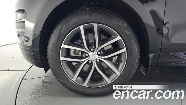 Land Rover Range Rover Evoque 2026, фото 4