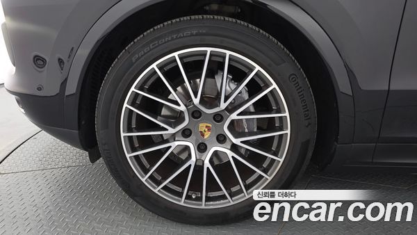 Porsche Cayenne 2021, фото 5