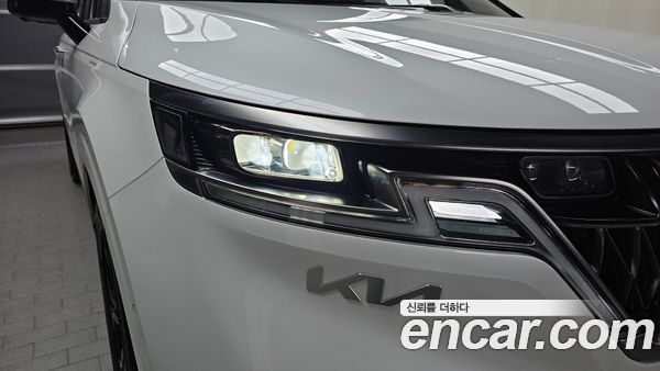 Kia Carnival 2023, фото 7