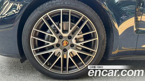 Porsche Panamera 2021, фото 5