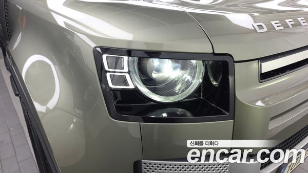 Land Rover Defender 2020, фото 8